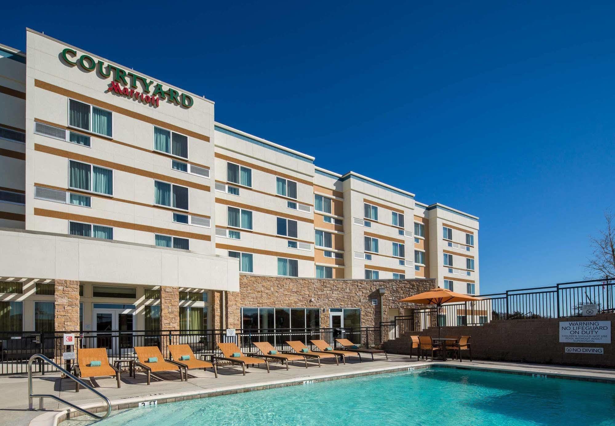Courtyard By Marriott Dallas Midlothian At Midlothian Conference Center Exteriér fotografie